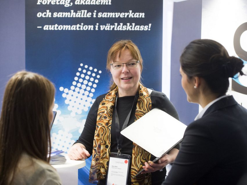 Karin Wiik, Project Manager Automation Region “It is important to understand the importance of mingling and networking, and I hope to gain many new contacts today. Automation Region’s goal is to create joint research projects with the business world, public sector and academia. To achieve this goal, we have to take part and help create the forms of cooperation.” Photo: Jonas Bilberg
