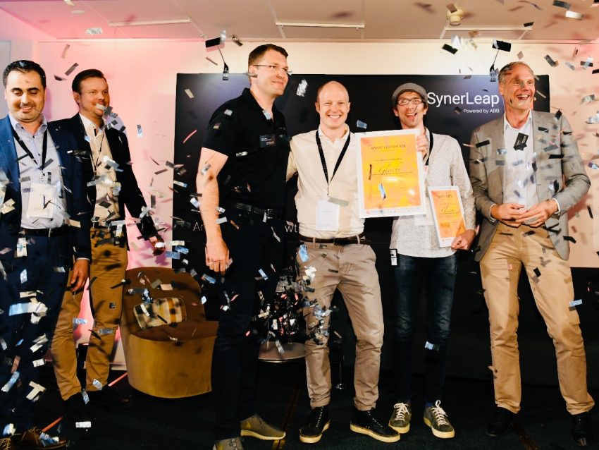 Our two winning member companies, Graphmatech and Gleechi. From left: Dr. Mamoun Taher and Björn Lindh, Graphmatech, Grant Allen, ABB Technology Ventures, Jacob Johansson and Kai Hubner, Gleechi, and Peter Löfgren, SynerLeap. Photo: Jonas Bilberg